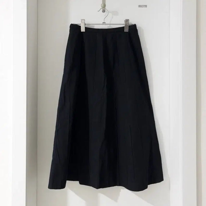 [BUNJANG] Vintage Pleated Long Skirt - Black / 빈티지 플리츠 롱 스커트 / 블랙