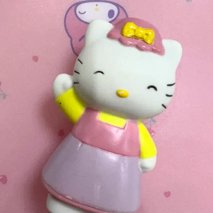 [BUNJANG] Classic Hello Kitty Mom Figure / 고전 키티 엄마 피규어