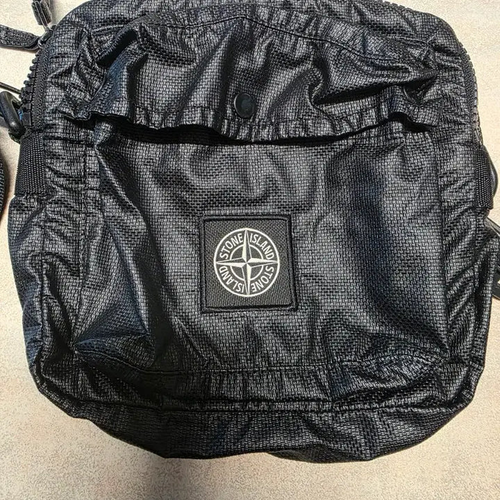 [BUNJANG] Stone Island Mussola Gommata Crossbody Bag / 스톤아일랜드 무솔라 고마타 크로스백