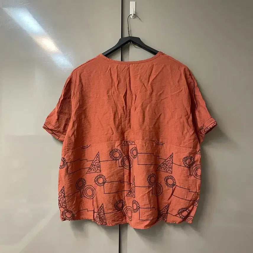 [BUNJANG] Orange Patterned Rayon Blouse / 인견 블라우스 free