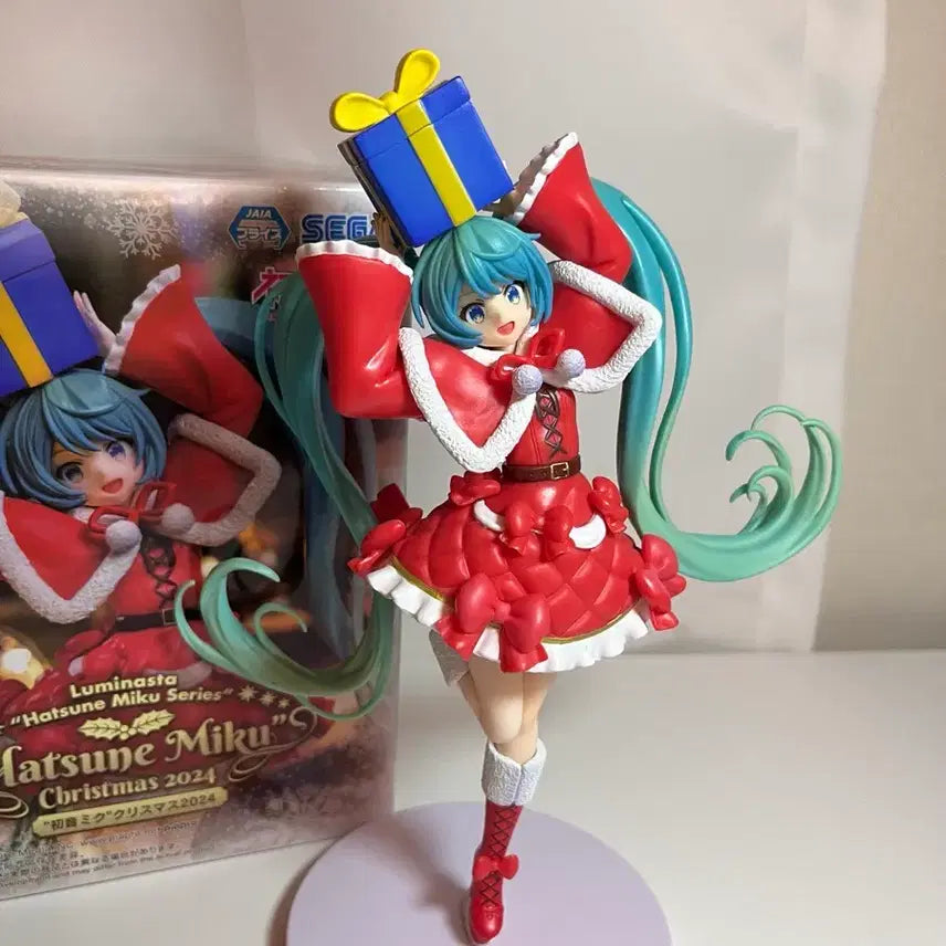 [BUNJANG] Hatsune Miku Santa Miku 2024 Figure / 하츠네미쿠 산타미쿠 2024 피규어