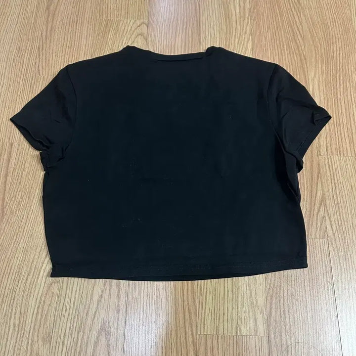 [BUNJANG] Glowny Black Cropped Short Sleeve T-Shirt / 글로니(구spooning) 스푸닝 블랙 크롭 반팔 티셔츠