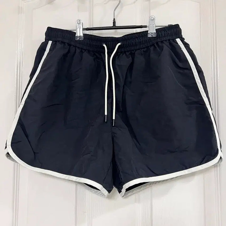 [BUNJANG] SPAO Black Striped Casual Shorts / 스파오 반바지