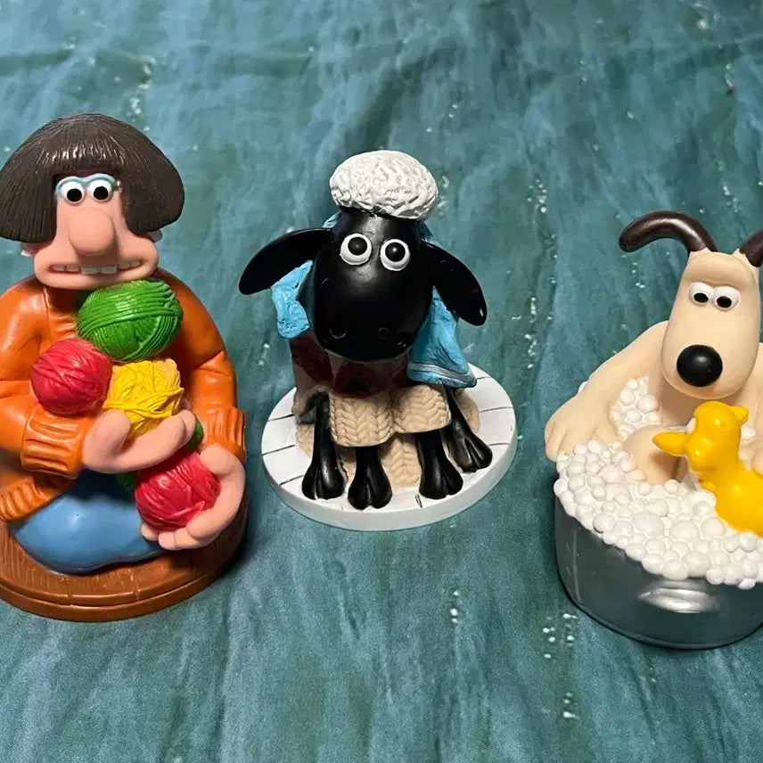 [BUNJANG] Vintage Wallace &amp; Gromit Bath Figurines Set of 5 / 빈티지 월레스와 그로밋 목욕 피규어 5종 세트