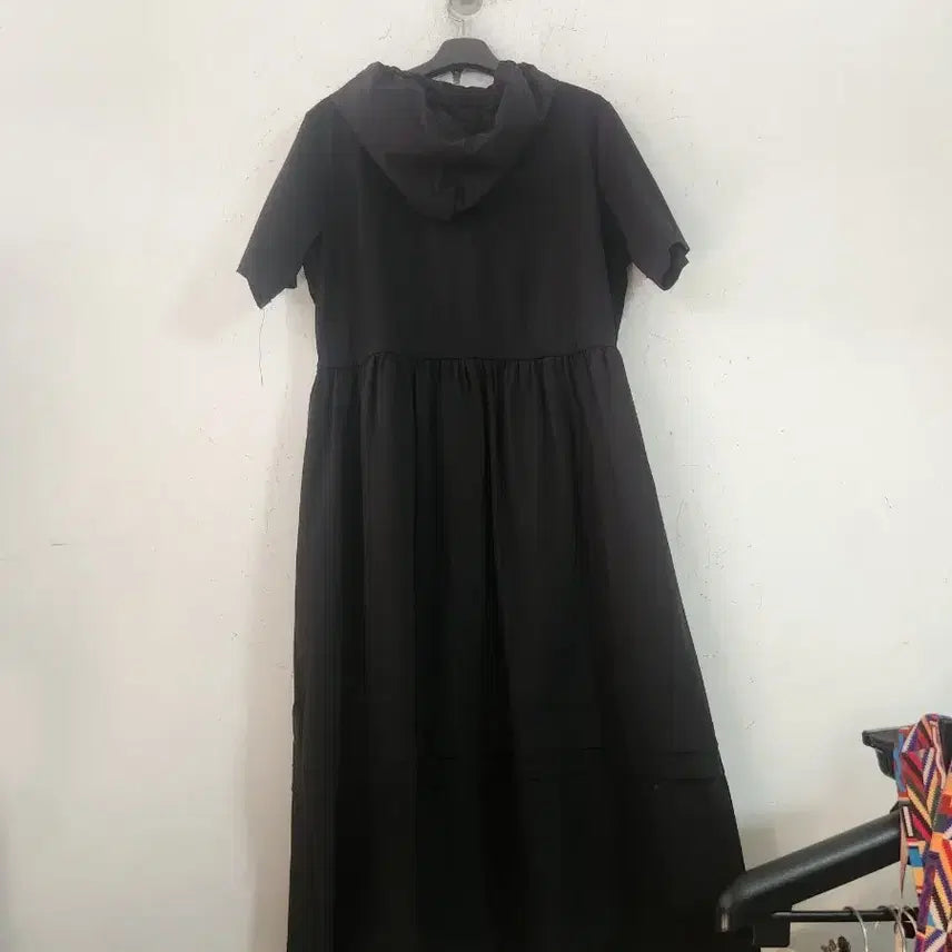 [BUNJANG] Black Crinkled Cotton Half-Sleeve Long Dress / 바스락후드 반팔 롱 원피스 블랙