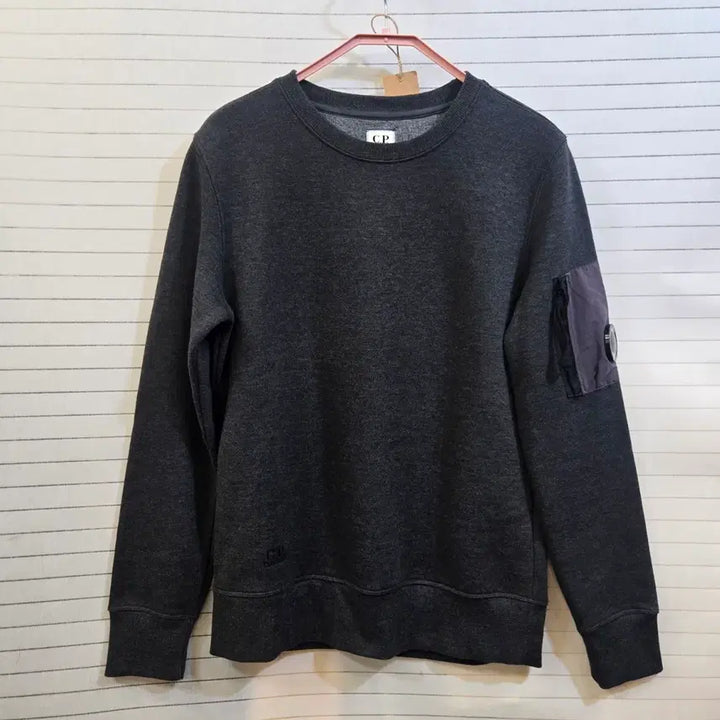 [BUNJANG] CP Company Dark Grey Lens Pocket Detail Sweatshirt / CP컴퍼니 다크그레이 맨투맨