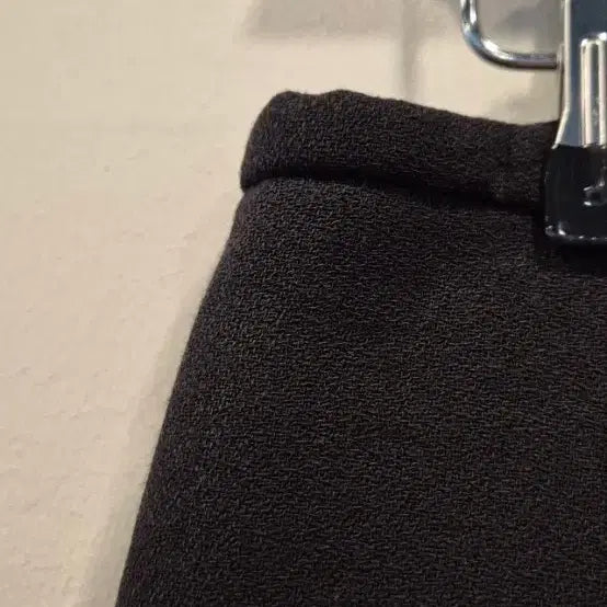 [BUNJANG] Giorgio Armani Collezioni Black Skirt Size 42 / 아르마니꼴레지오니  42 스커트