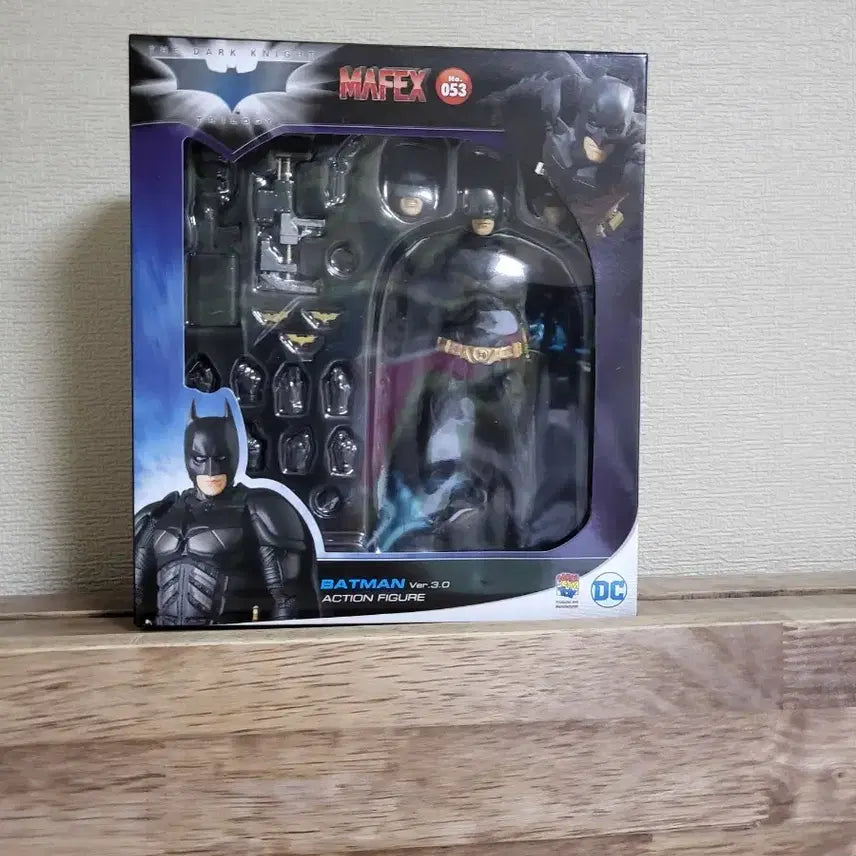 [BUNJANG] MAFEX The Dark Knight Batman Ver. 3.0 Action Figure Unsealed / MAFEX 다크나이트 배트맨 Ver.3.0 액션피규어 개봉품팝니다