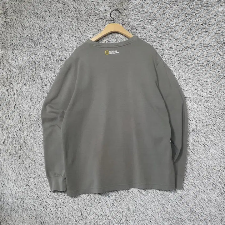 [BUNJANG] National Geographic Sweatshirt Sleeve T-shirt / 내셔널지오그래픽 맨투맨 슬리브 티셔츠 2200024