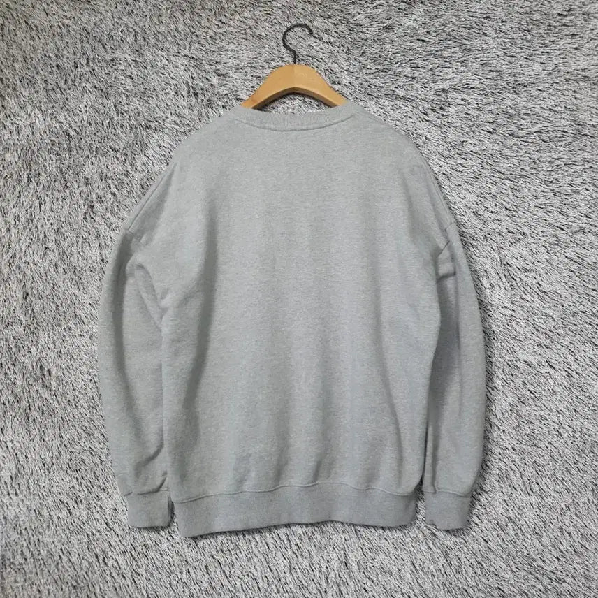 [BUNJANG] CLOTTY Candy Sweatshirt Loose Fit Grey / 클로티 CLOTTY 사탕 맨투맨 루즈핏 그레이 2200020
