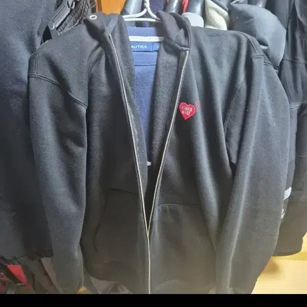 [BUNJANG] Human Made Black Zip-Up Hoodie / 휴먼메이드 블랙 후드집업 팝니다