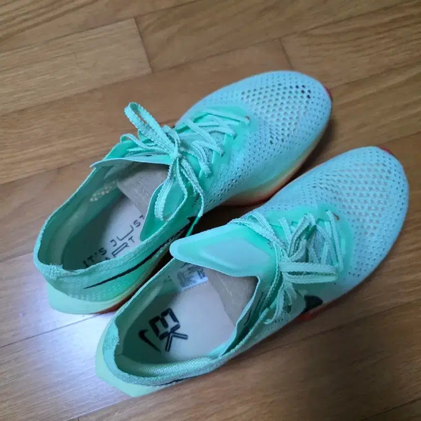 [BUNJANG] Nike ZoomX Vaporfly NEXT% 3 Running Shoes (275mm) / 나이키 줌X 베이퍼플라이 넥스트3(275mm)