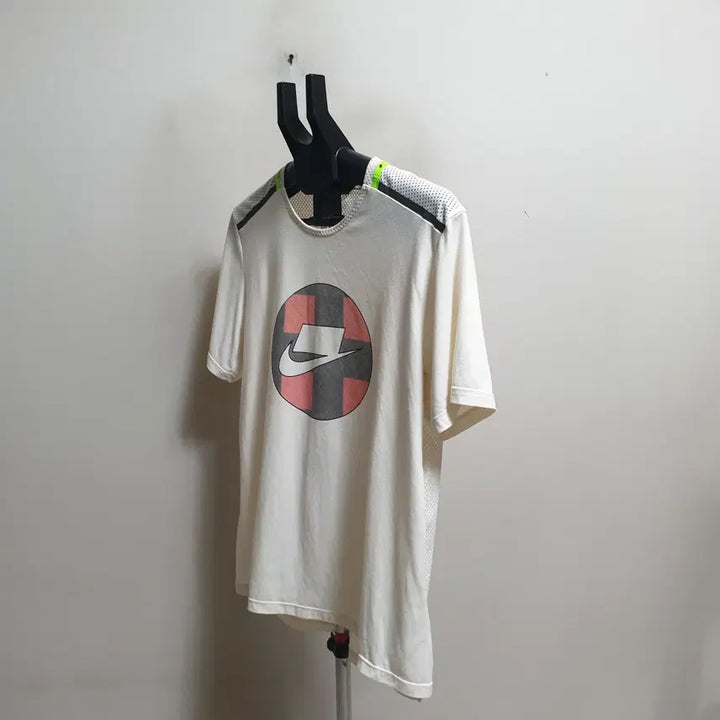 [BUNJANG] Nike Short Sleeve T-Shirt / 나이키반팔티셔츠/100
