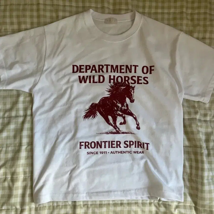 [BUNJANG] Vintage Horse Print Short Sleeve T-Shirt / 빈티지 감성 말 프린팅 반팔티 판매합니다!