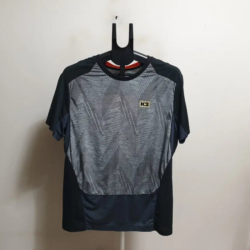 [BUNJANG] K2 T-Shirt Size 105 / K2 반팔티셔츠/105