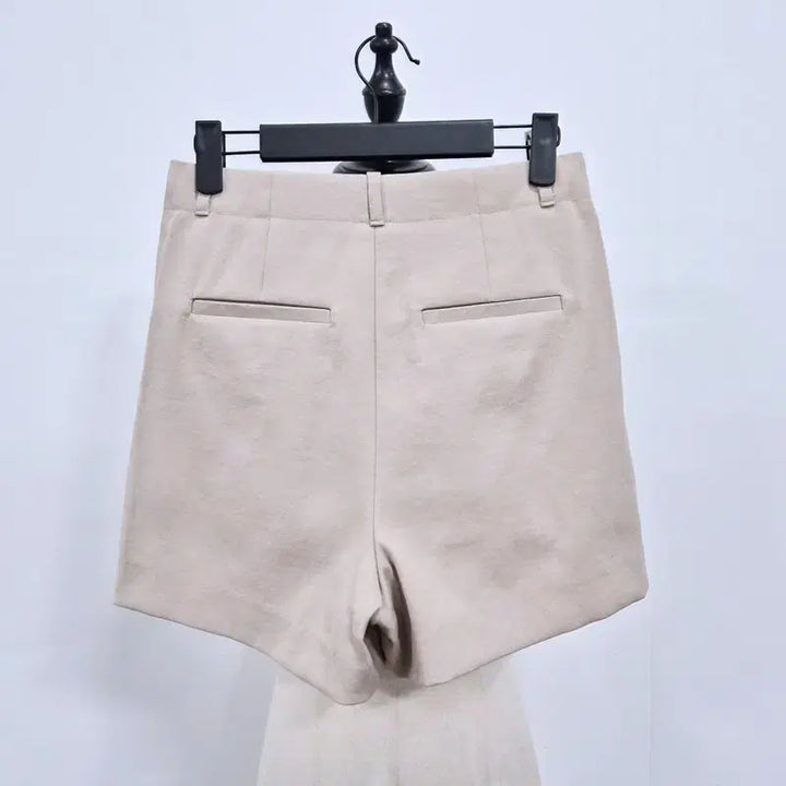 [BUNJANG] Legacyone Linen Blend High-Waist Shorts / 레가시본 린넨 혼방 하이웨이스트 반바지