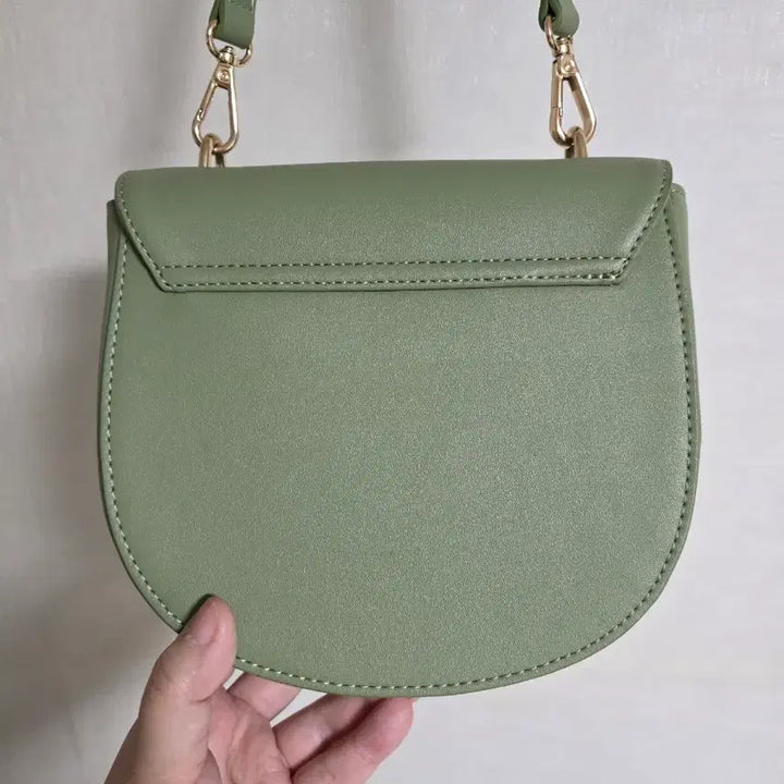 [BUNJANG] BY ROEM Khaki Crossbody Bag / BY ROEM 로엠 카키색 크로스백(새제품)