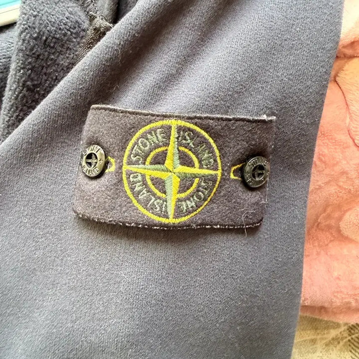 [BUNJANG] Stone Island Navy Hooded Zip-Up Jacket / 스톤아일랜드 후드집업 네이비 급처
