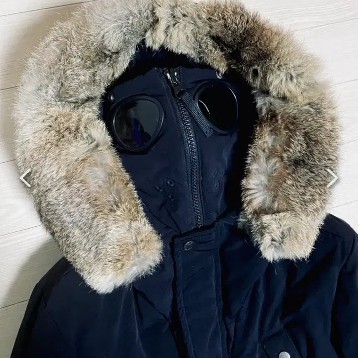 [BUNJANG] C.P. Company Mille Miglia Norgi Hooded Down Puffer Jacket with Detachable Racoon Fur Trim / [CP 컴퍼니] 정품 밀레밀리아 노르지 후드 라쿤털 탈부착 다운점퍼 L