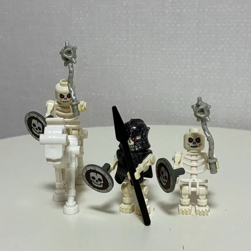 [BUNJANG] LEGO 7094 Castle Skeleton Warriors 4 Figures Bundle Set / 레고 7094 캐슬 해골전사 4기 피규어 일괄