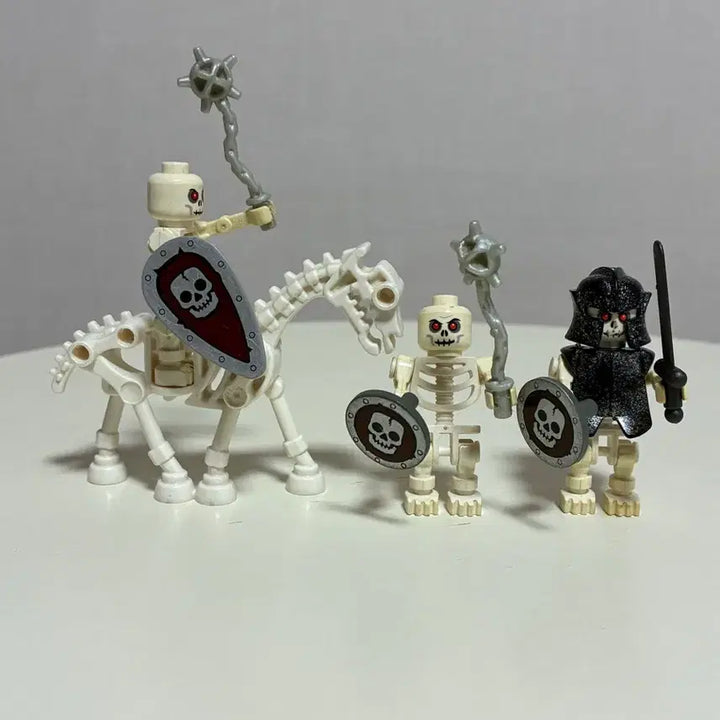 [BUNJANG] LEGO 7094 Castle Skeleton Warriors 4 Figures Bundle Set / 레고 7094 캐슬 해골전사 4기 피규어 일괄