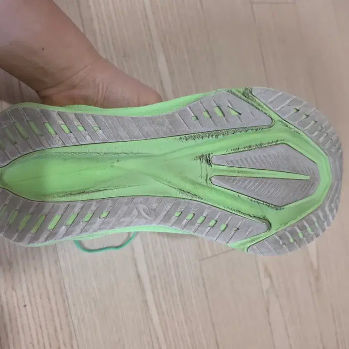 [BUNJANG] ASICS NovaBlast 5 Running Shoes (270mm) / 노바블라스트5 270mm 판매 합니다