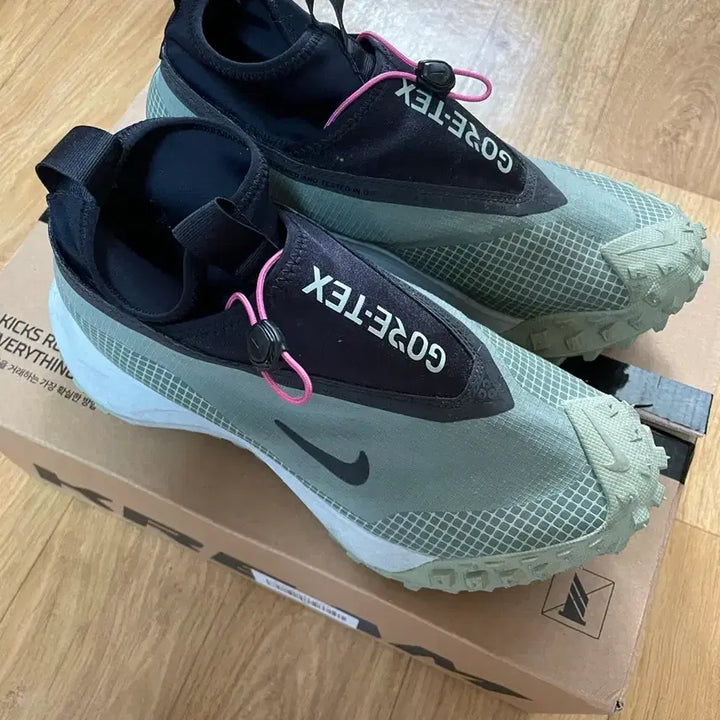 [BUNJANG] Nike ACG Mountain Fly GORE-TEX Clay Green / [260] 나이키 ACG 마운틴 플라이 고어텍스 클레이 그린