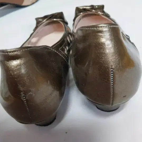 [BUNJANG] Ssamzie Stiletto Heel Bronze Cut-Out Pumps / ssamzie 스텔레토힐 브론즈 컷아웃 펌프스