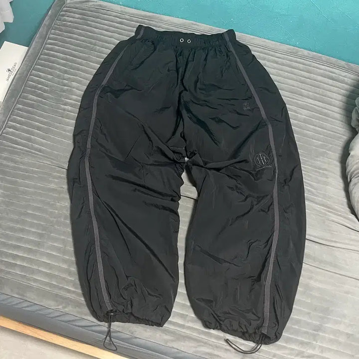 [BUNJANG] Polierter Human Index Track Pants Black/Purple / 폴리테루 휴먼인덱스 인덱스 트랙 팬츠 블랙/퍼플 2