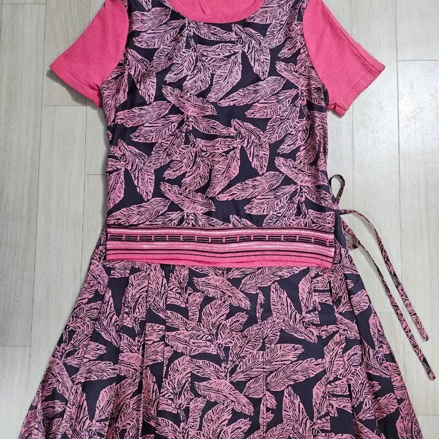 [BUNJANG] KENZO Leaf Pattern Silk Skirt Set / [KENZO] 겐조 잎사귀 패턴 실크 스커트 세트