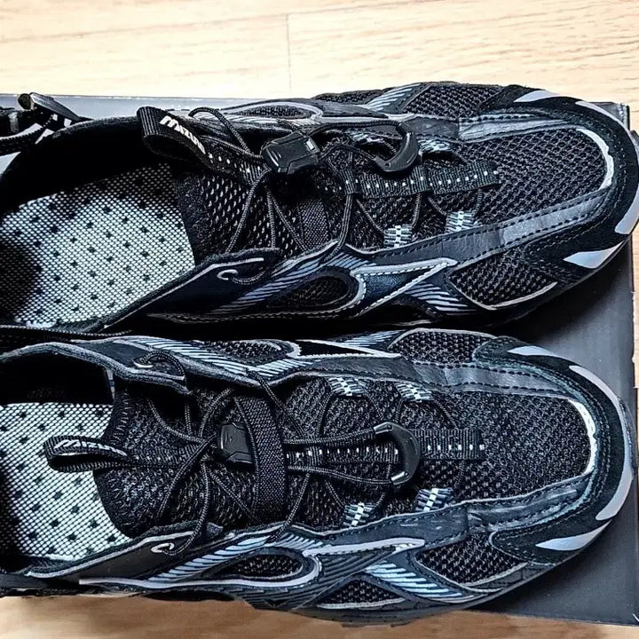 [BUNJANG] Mizuno Wave Rider Trail Black Gorpcore Sneakers / 미즈노 레이서 트레일 블랙 고프코어 운동화
