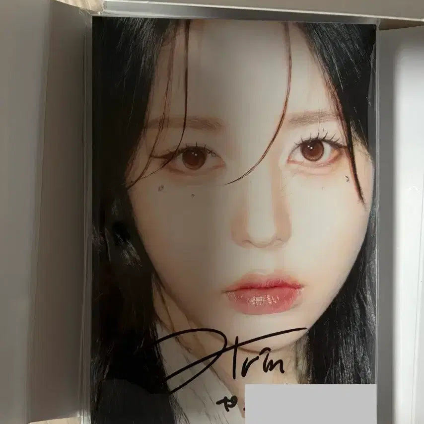 [BUNJANG] tripleS ASSEMBLE24 Jeong Hyerin Signed Fan Sign Album / 트리플에스 ASSEMBLE24 정혜린 친필싸인 팬싸앨범