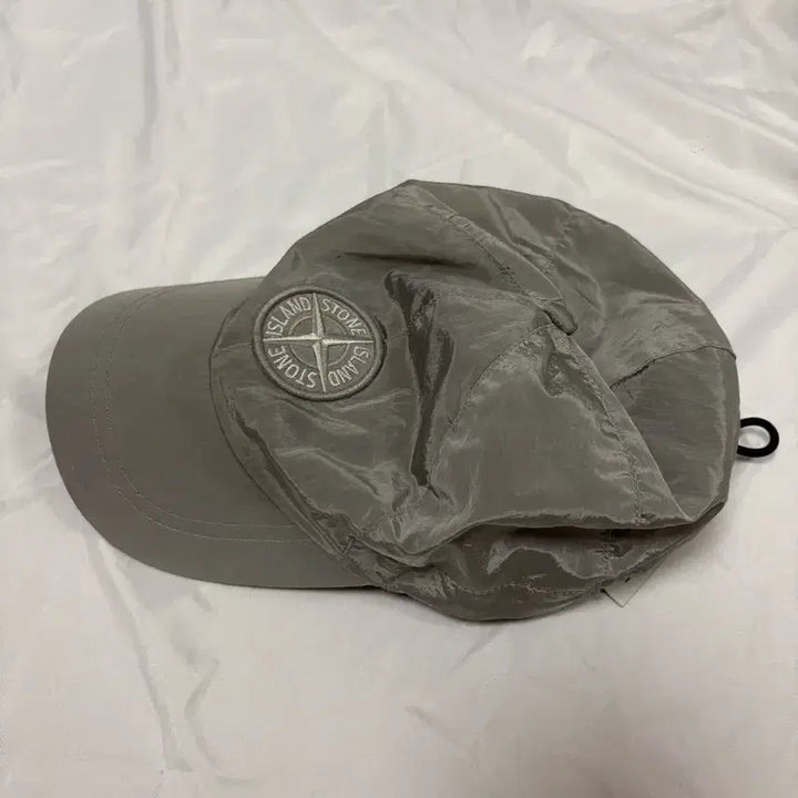 [BUNJANG] Stone Island Nylon Metal Ball Cap Grey L / 스톤아일랜드 나일론 메탈 볼캡 그레이