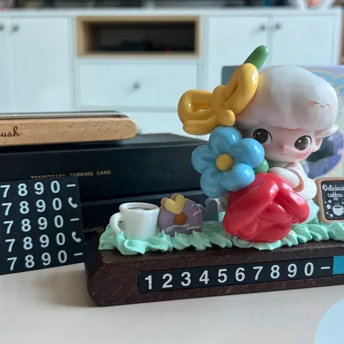 [BUNJANG] Dimoo Double-Sided Car Plate Figure / 디무