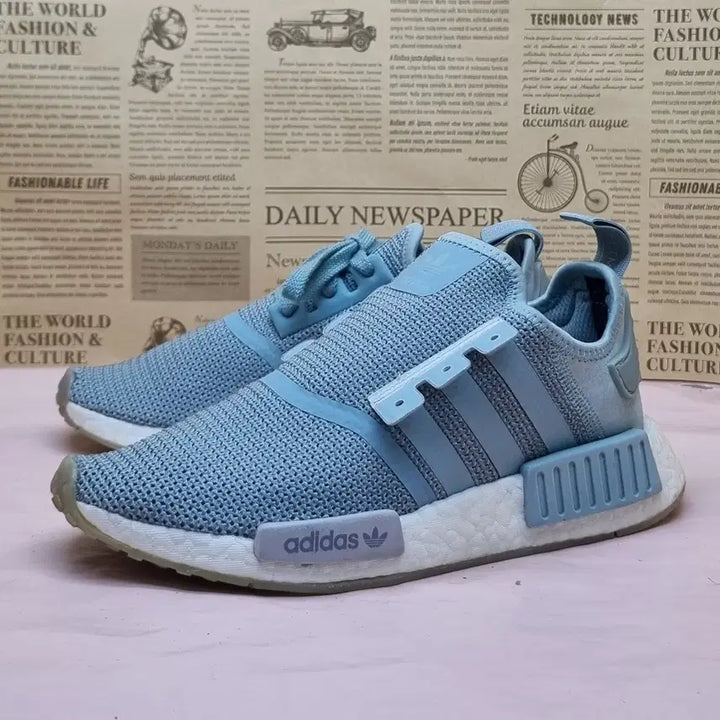 [BUNJANG] Adidas NMD R1 Sneakers / 아디다스 NMD R1 운동화 235