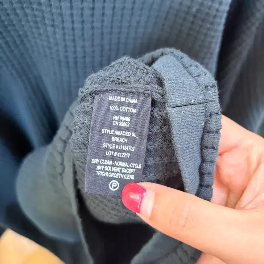 [BUNJANG] Theory Black Waffle Long Sleeve T-Shirt / Theory 블랙 와플 긴팔 티셔츠