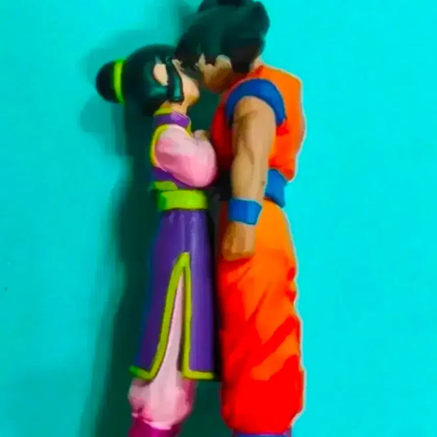 [BUNJANG] Dragon Ball Goku Chichi Capsule Figures (Sealed) / 드래곤볼 캡슐 손오공 치치 팝니다.