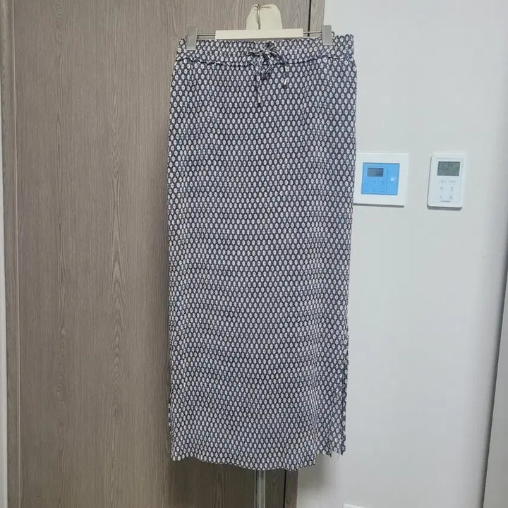 [BUNJANG] Thursday Island Pleated Pattern Long Skirt / 써스데이아일랜드 플리츠  상태좋은  패턴 롱 스커트