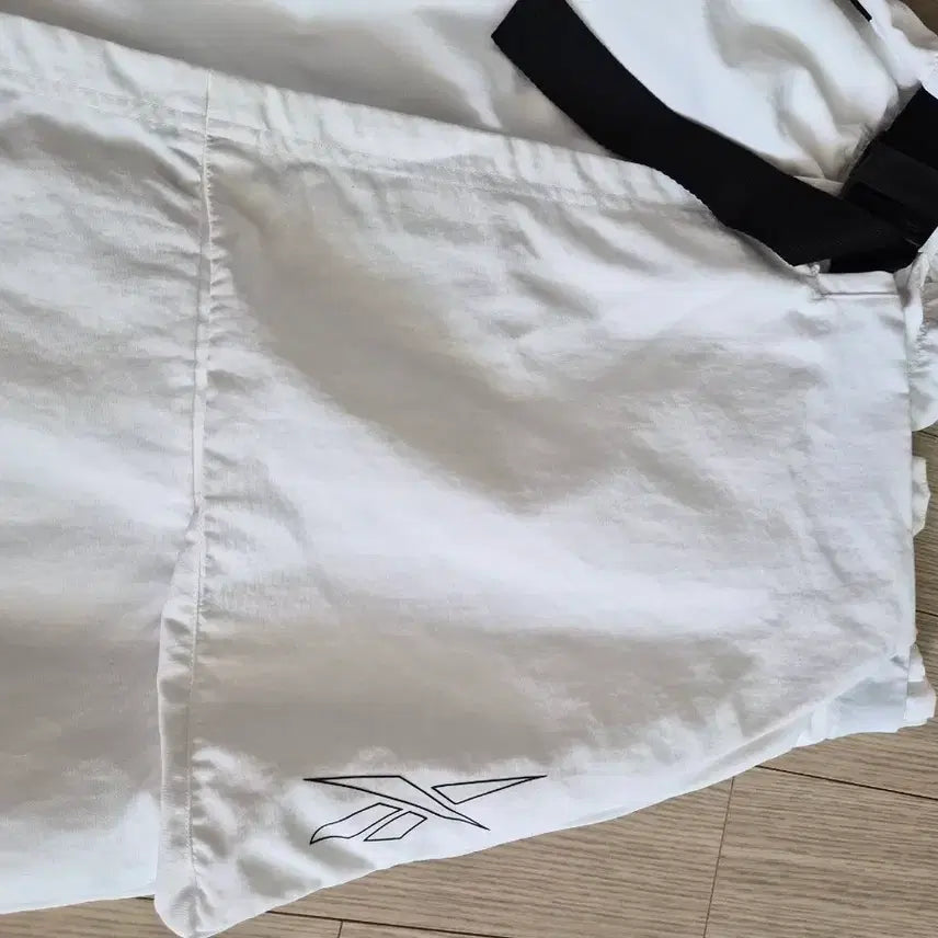 [BUNJANG] Reebok White Long Skirt / 리복 화이트 롱치마