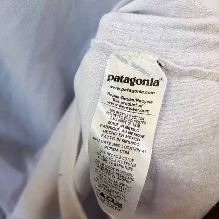 [BUNJANG] Patagonia Long Sleeve T-Shirt White / 파타고니아 긴팔티 화이트
