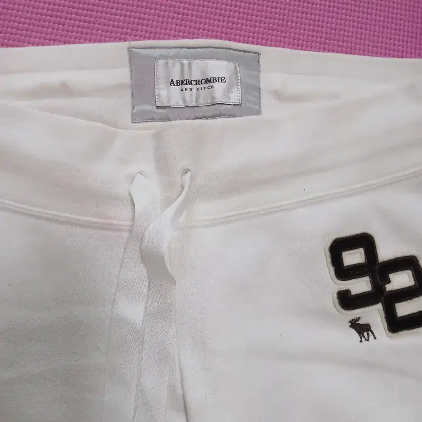 [BUNJANG] Abercrombie &amp; Fitch Fleece Lined Bootcut Pants (M) / 10월에 가격 상승 아베크롬비 기모 부츠컷 바지 M 사이즈 사진참조