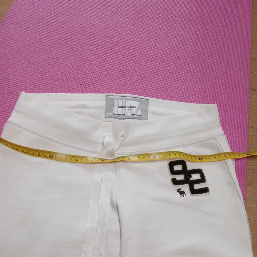 [BUNJANG] Abercrombie &amp; Fitch Fleece Lined Bootcut Pants (M) / 10월에 가격 상승 아베크롬비 기모 부츠컷 바지 M 사이즈 사진참조