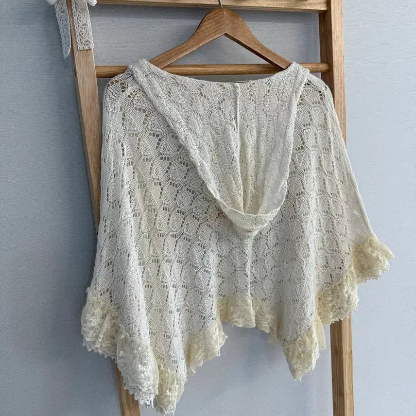 [BUNJANG] Axisfarm Lace Hood Cape Cardigan / 엑시스팜) 레이스후드 케이프가디건
