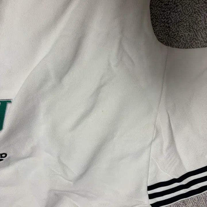[BUNJANG] Gosha Rubchinskiy x Adidas Oversized Sweatshirt White XL / 고샤 루브친스키 x 아디다스 오버핏 맨투맨 화이트 XL