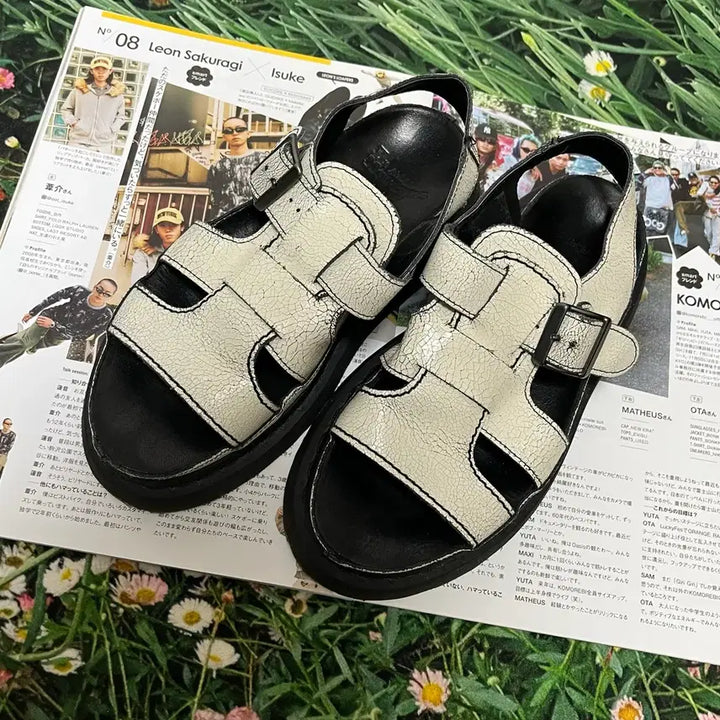 [BUNJANG] Dr. Martens Asha Sandal UK3 (230-240mm) / 닥터마틴 아샤 샌들 UK3 (230-240)