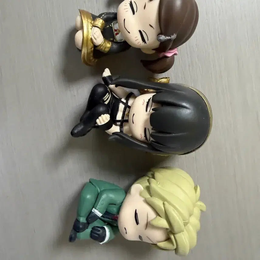 [BUNJANG] Spy x Family Sitting Figure 3-Piece Set / 스파이 패밀리 앉은 피규어 3종 세트