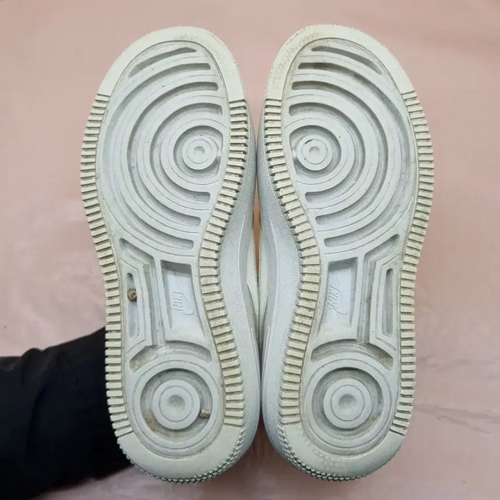 [BUNJANG] Nike Air Force 1 Platform Sneakers / 나이키 에어포스1 플랫폼 운동화 235