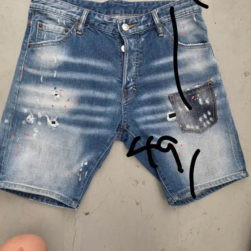 [BUNJANG] DSquared2 Denim Shorts Size 32 / 희귀템)디스퀘어드2 데님 반바지 데미지 워싱 32사이즈
