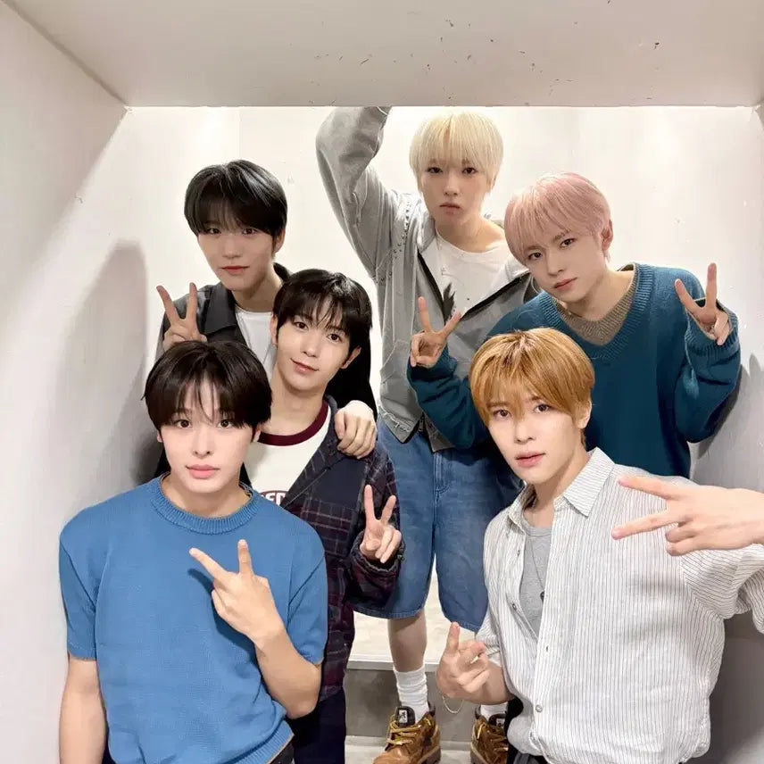 [BUNJANG] NCT WISH SM Store Fan Sign POB Bundle Set / [쥬얼 랜덤 발송] 엔시티위시 260505 슴스토어 대면 미공포 세트