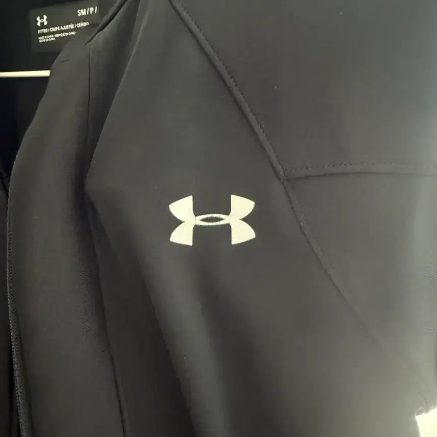 [BUNJANG] Under Armour Black Full-Zip Fleece Jacket SM / 언더아머 블랙 집업 SM